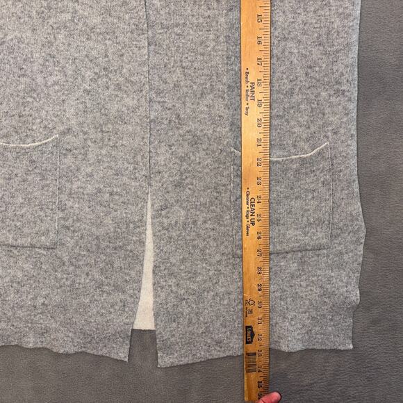 A.ida Gray Wool Sweater Cardigan Size Large Wool Blend Italy Pockets - Picture 5 of 10